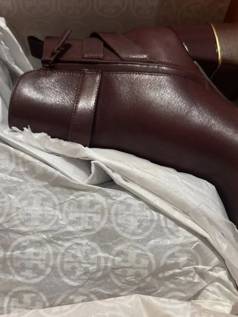 Brand new TORY BURCH sz 9.5 multi logo buckle boots claret 143326